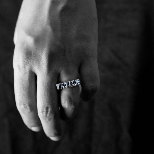 Trouble Ring